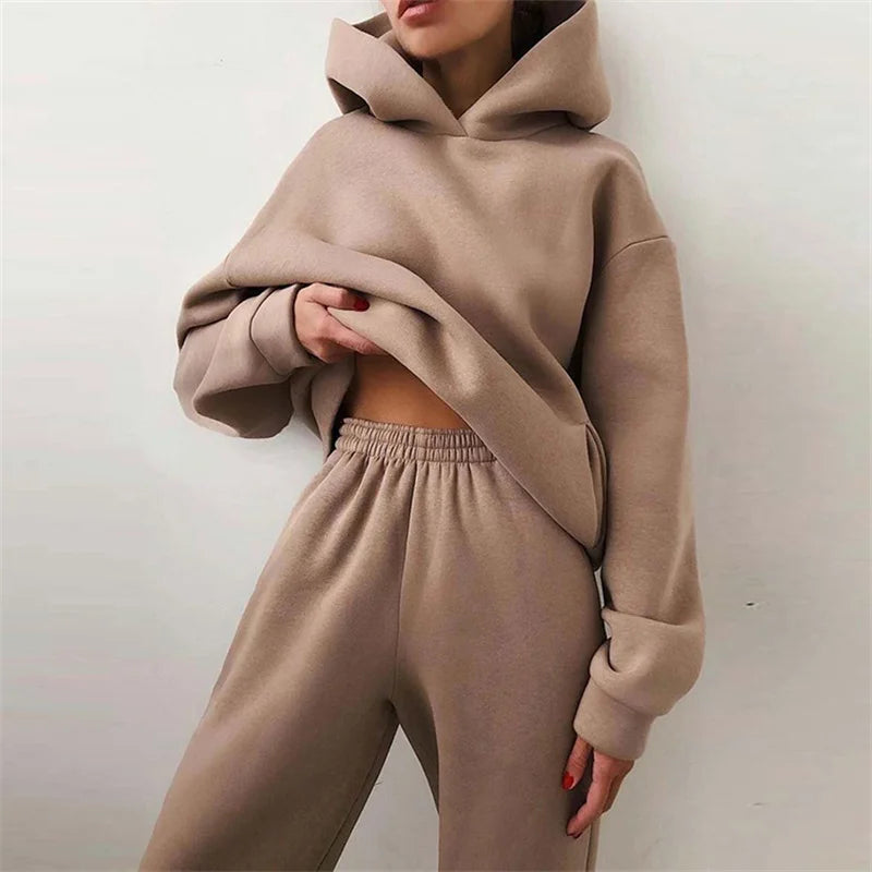 Confort Urbain – Oversized Hoodie & Pants Set